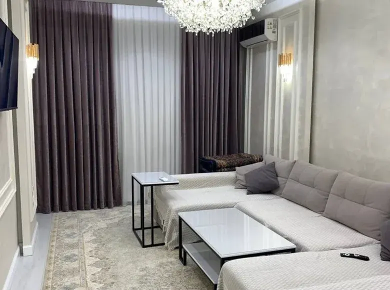 Продаётся 5-комнатная квартира, 159 м², 9/10 этаж — Яккасарайский район