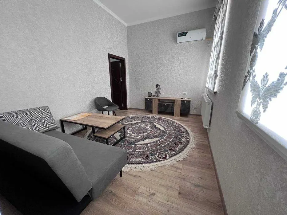 Сдаётся 2-комнатная квартира, 65 м², 4/5 этаж — Чиланзарский район