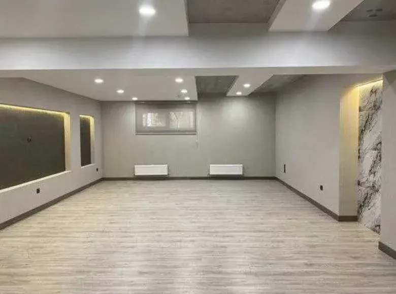 Сотилади тижорат биноси, 400 м², 1/5 қават — Яккасарой тумани