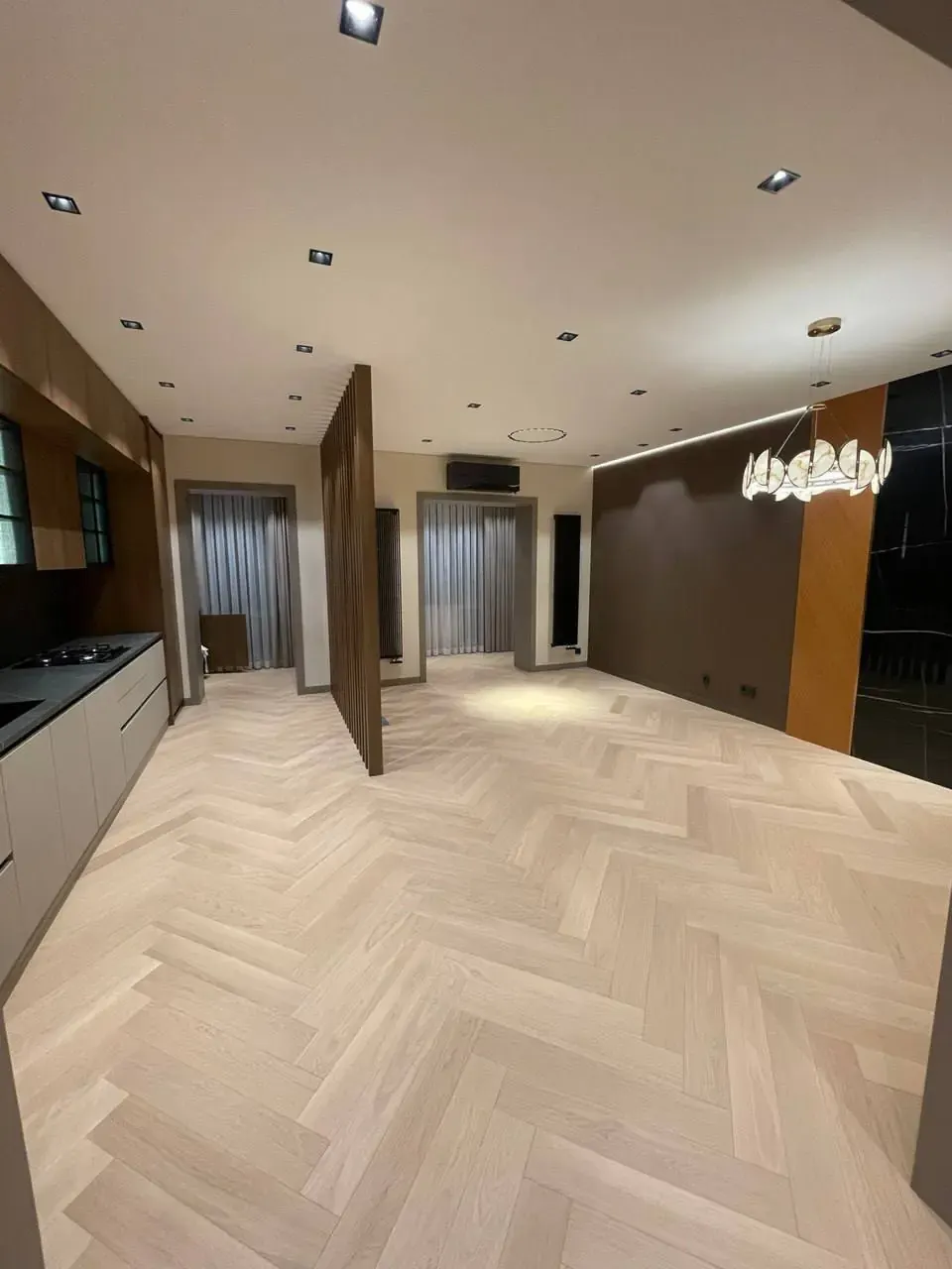 Сотилади 3 хонали квартира, 97 м², 2/6 қават — Миробод тумани