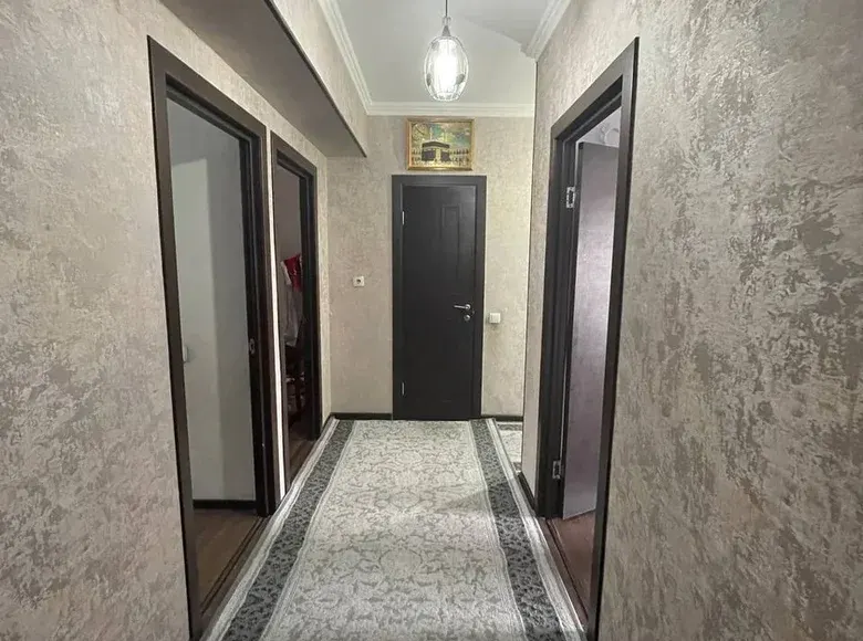 Сотилади 3 хонали квартира, 68 м², 5/7 қават — Янгиҳаёт тумани