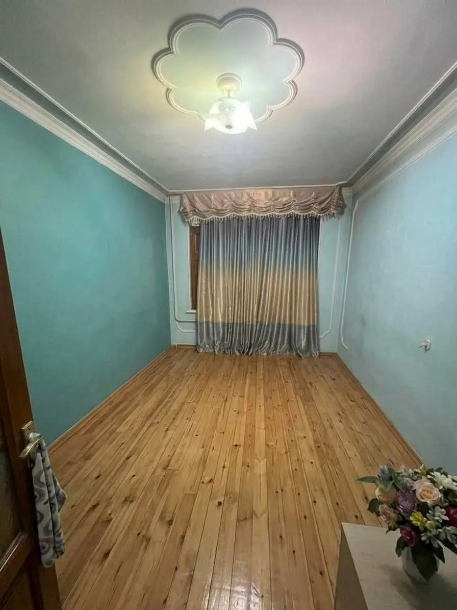 Сотилади 2 хонали квартира, 57 м², 2/5 қават — Олмазор тумани