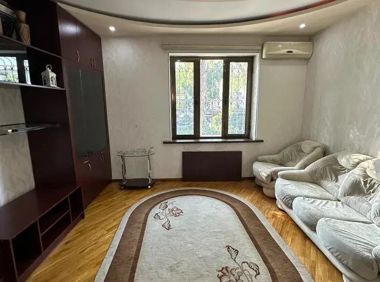 Сотилади 3 хонали квартира, 72 м², 3/3 қават — Тошкент шаҳри
