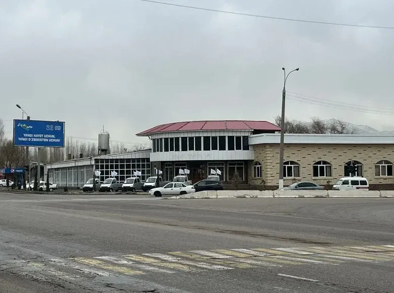 Продаётся коммерческое помещение, 2900 м² — Ангрен