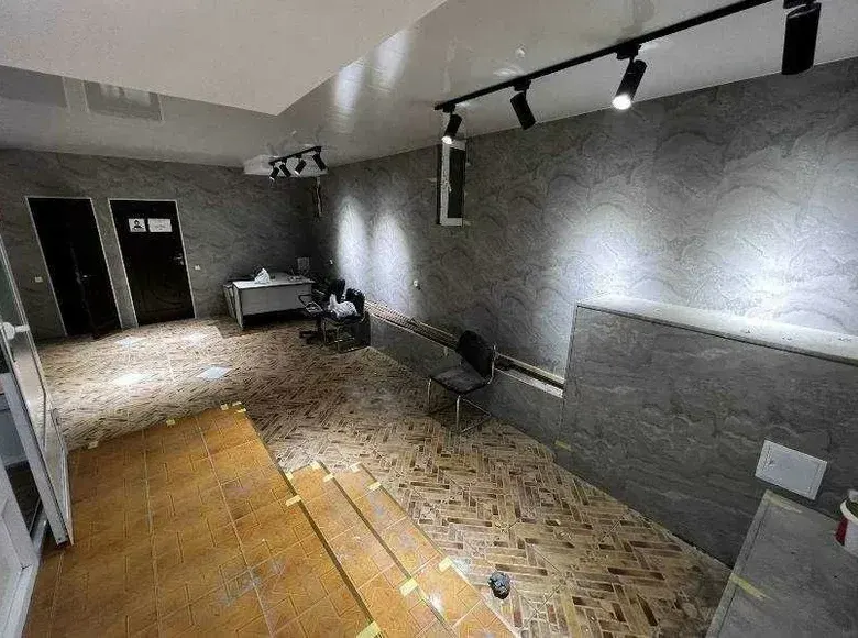 Ижарага берилади тижорат биноси, 80 м² — Яккасарой тумани