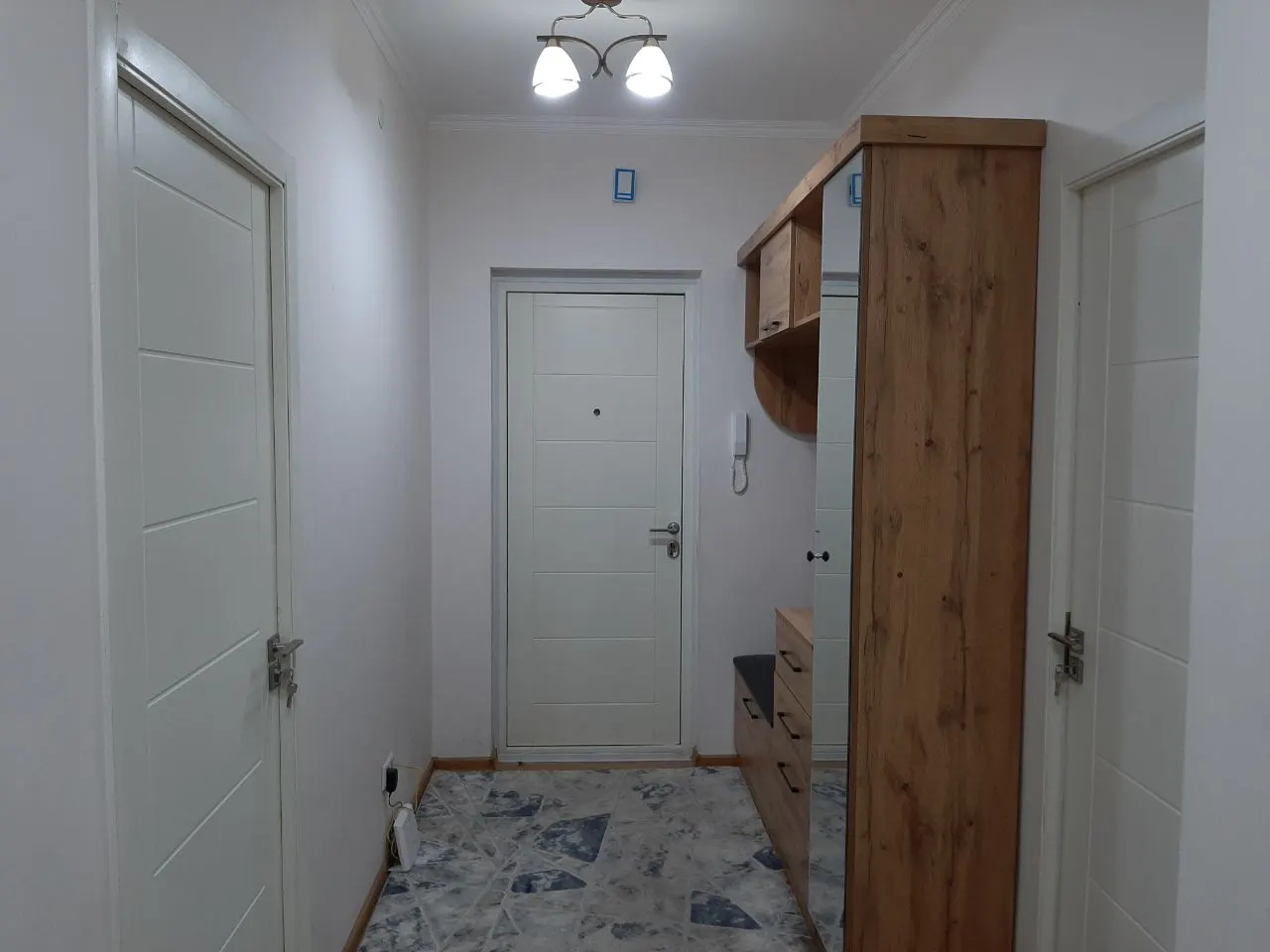Сдаётся 3-комнатная квартира, 96 м², 4/5 этаж — Яшнабадский район