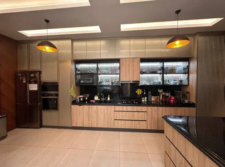 Сотилади 3 хонали квартира, 116 м², 1/12 қават — Чилонзор тумани