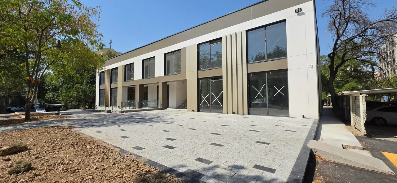 Ijaraga beriladi tijorat binosi, 400 m², 1/2 qavat — Yunusobod tumani