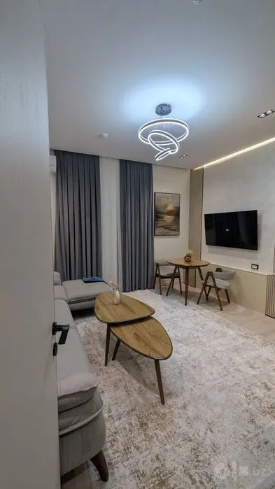 Продаётся 2-комнатная квартира, 54.5 м², 12/12 этаж — Алмазарский район