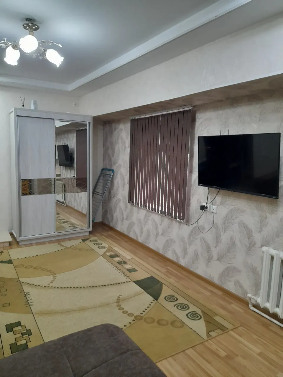 Kunlik ijaraga 1 xonali kvartira, 40 m², 1/4 qavat — Yunusobod tumani