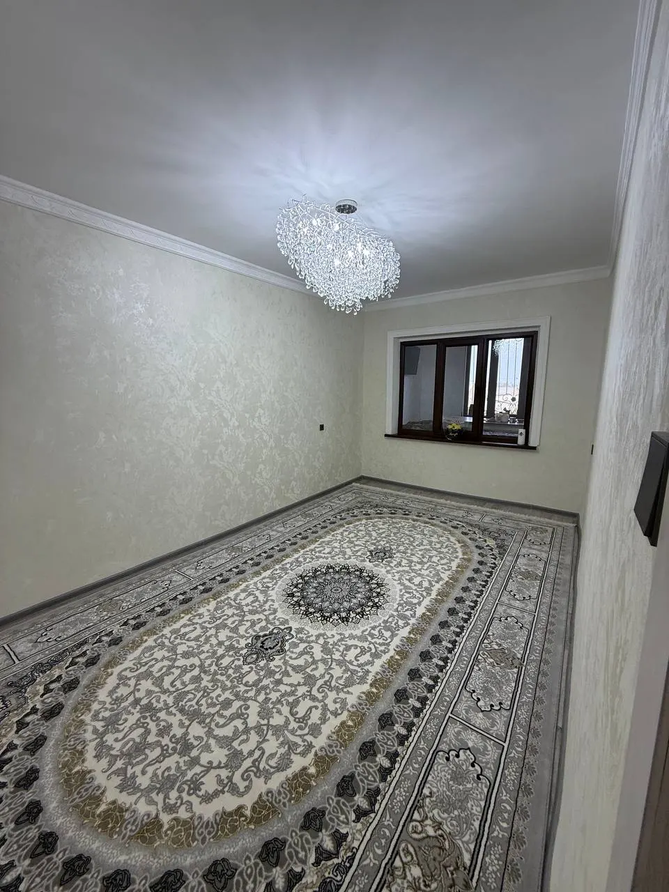 Продаётся 3-комнатная квартира, 63 м², 3/5 этаж — Янгиюльский район