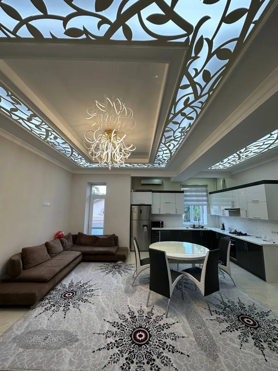 Ijaraga beriladi 2 xonali kvartira, 100 m², 4/9 qavat — Mirobod tumani