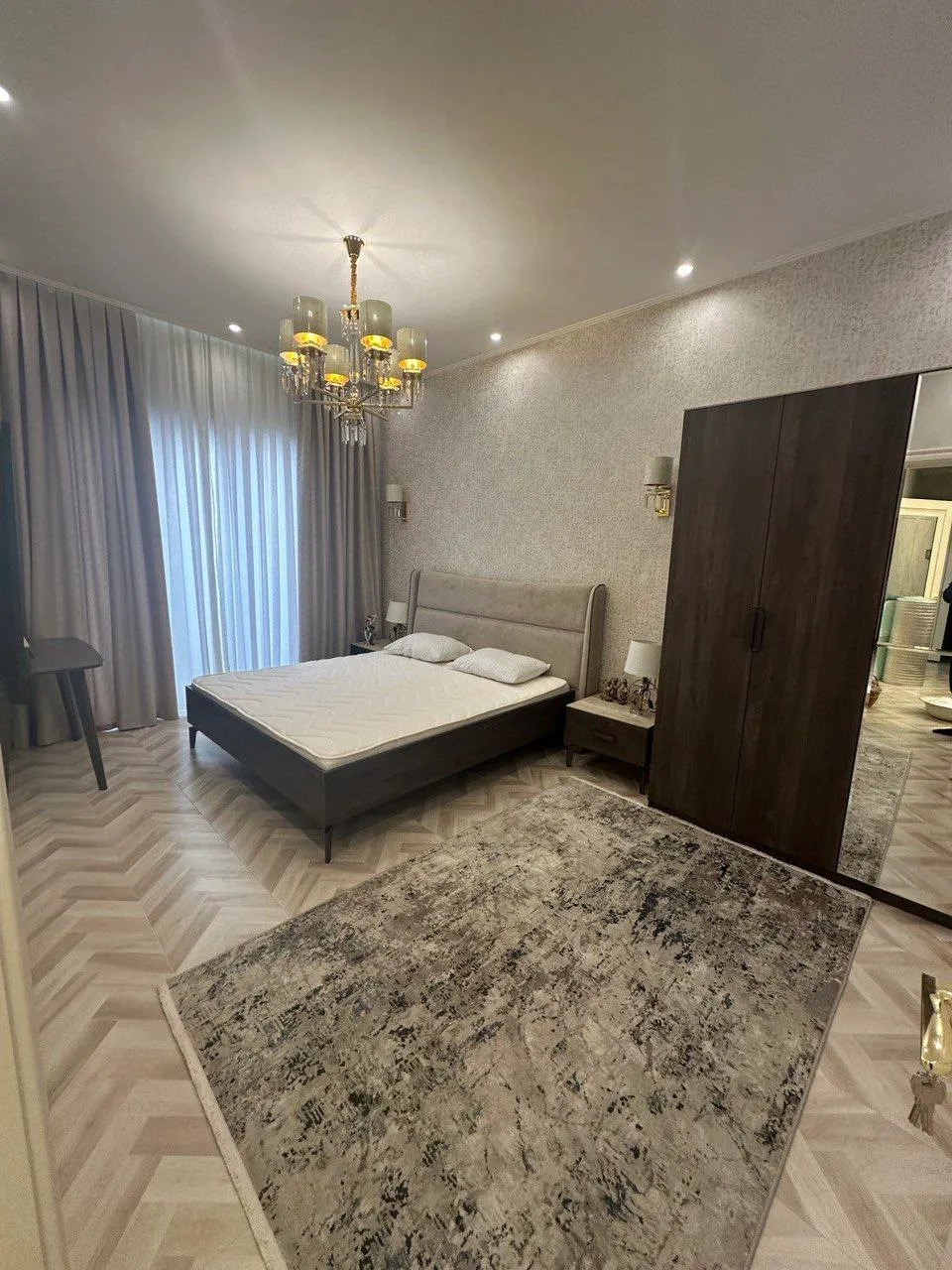 Сдаётся 1-комнатная квартира, 43 м², 5/5 этаж — Мирабадский район