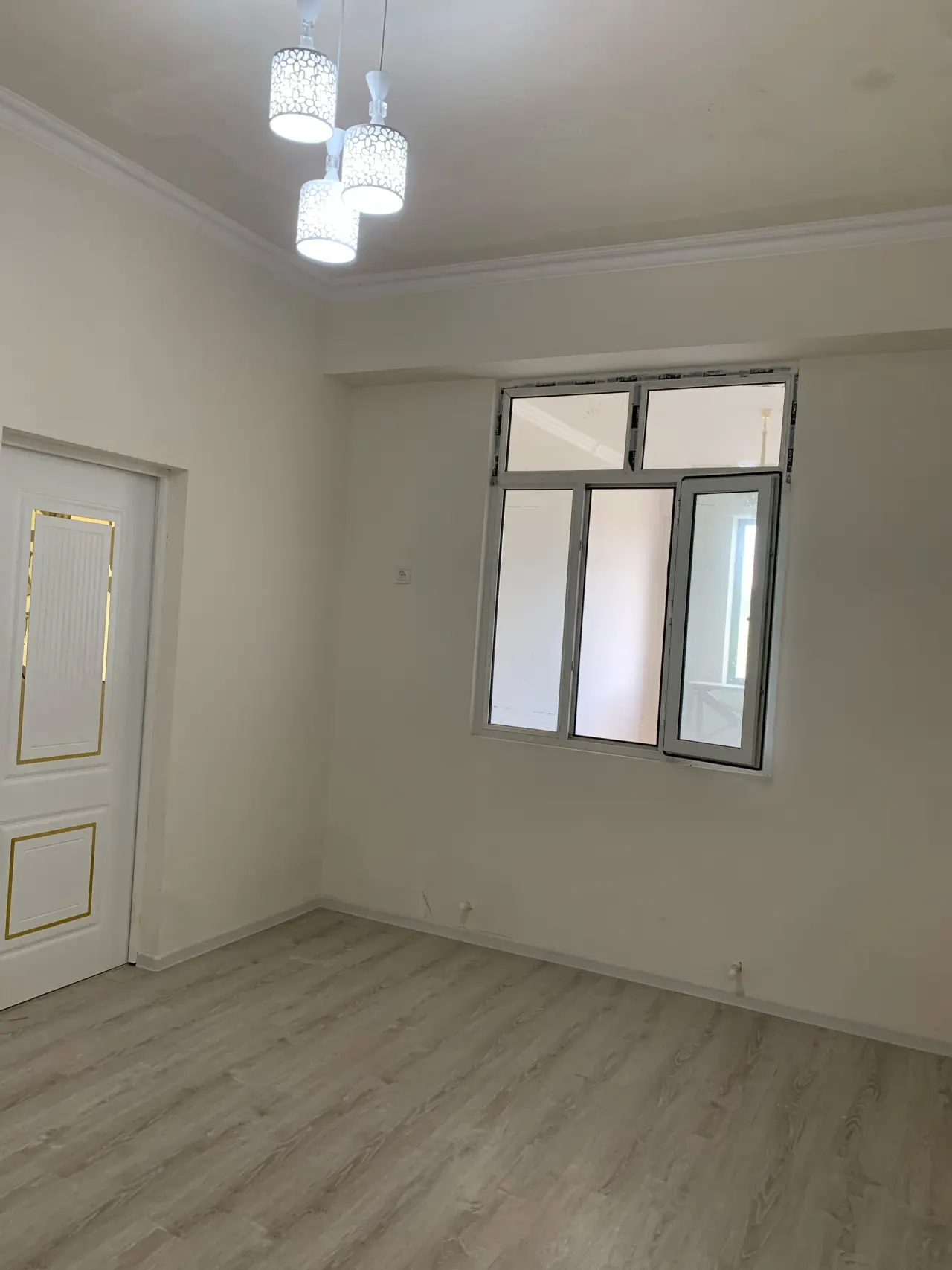 Продаётся 5-комнатная квартира, 114 м², 1/5 этаж — Ташкентский район