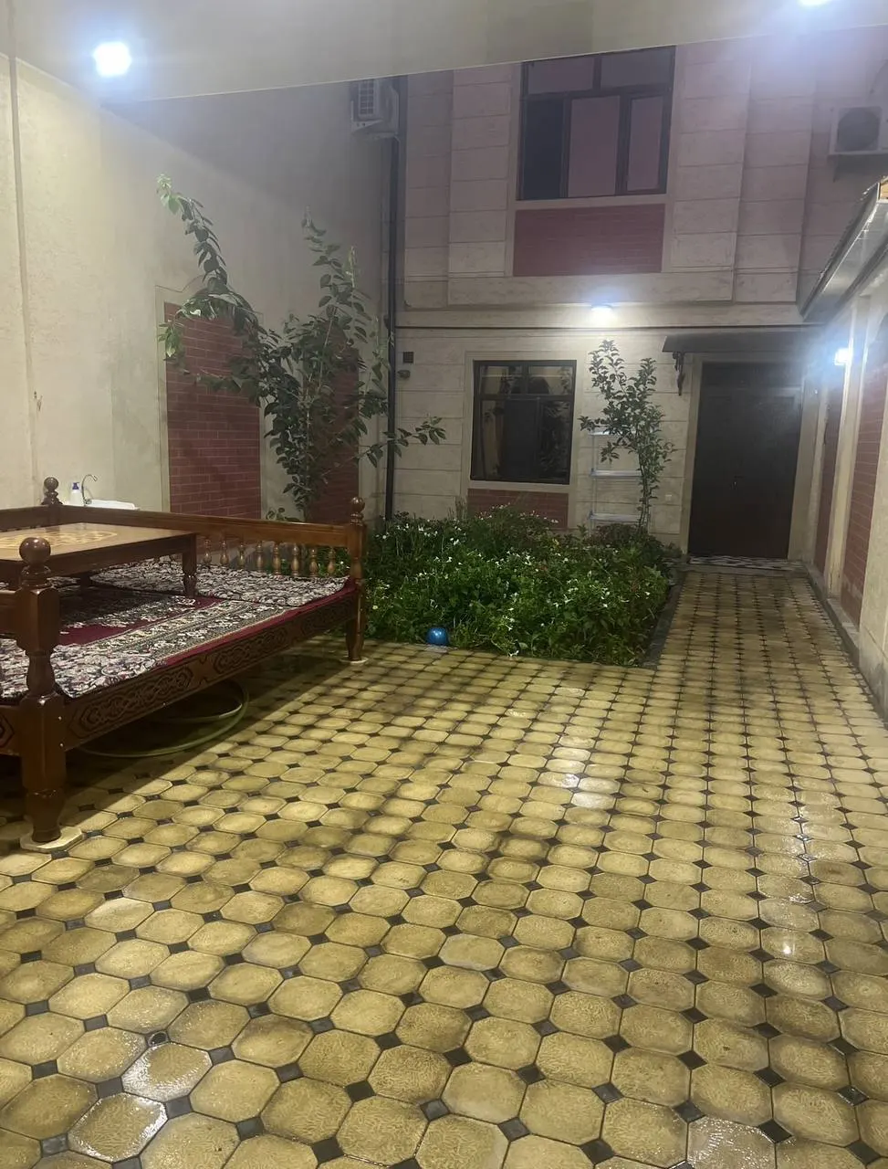 Сотилади 4 хонали ҳовли уй, 120 м², 2/2 қават — Сергели тумани