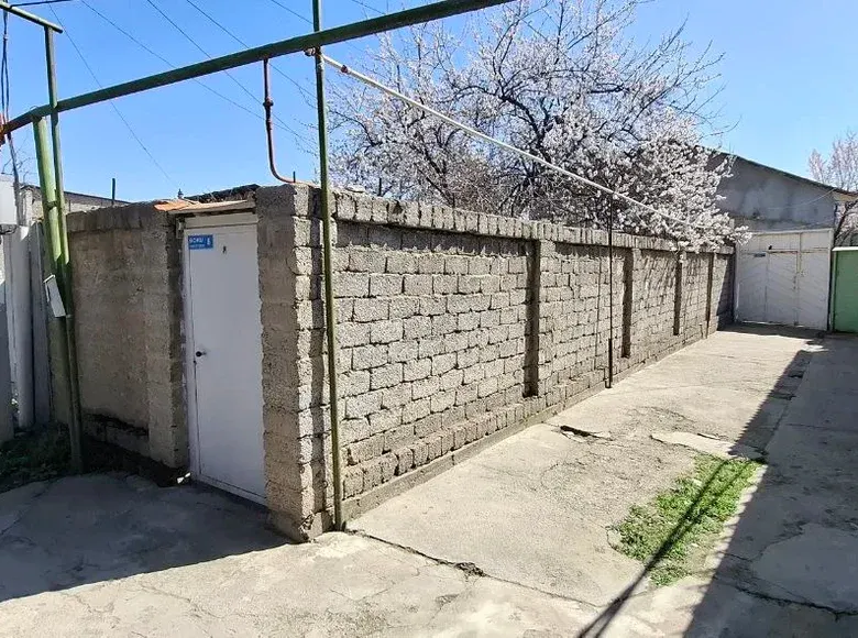 Сотилади ҳовли уй — Яшнобод тумани