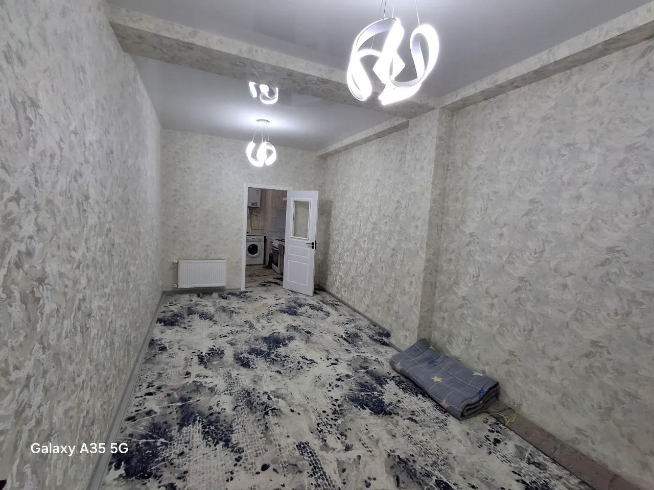 Ижарага берилади 1 хонали квартира, 33 м², 8/12 қават — Янгиҳаёт тумани