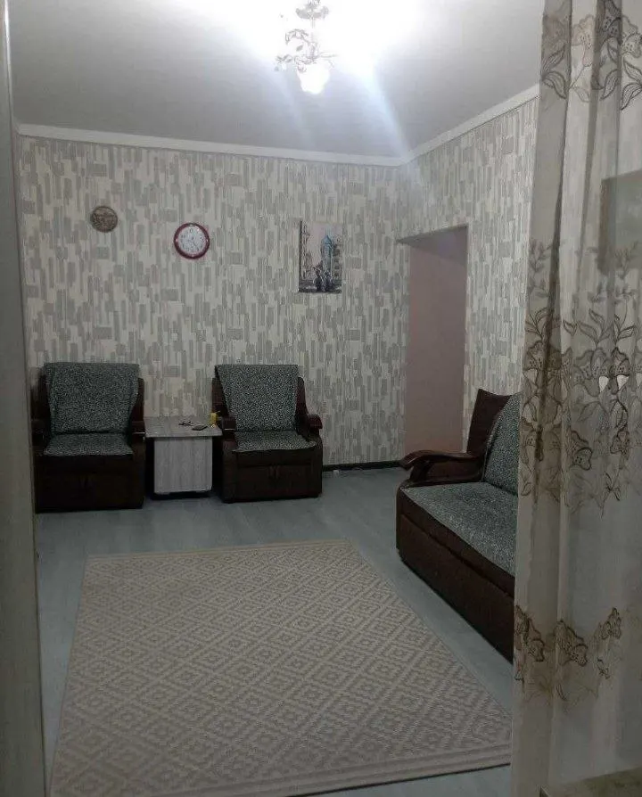 Сдаётся 2-комнатная квартира, 50 м², 3/4 этаж — Яккасарайский район