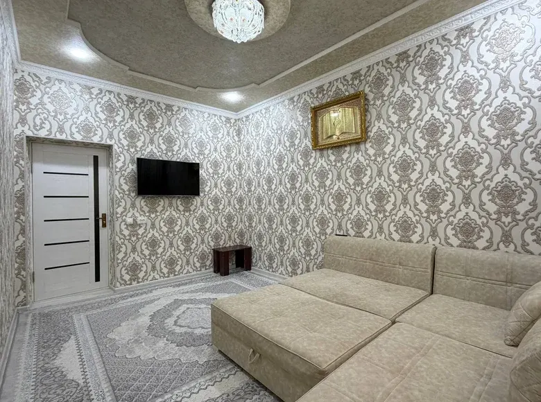 Сотилади 3 хонали ҳовли уй, 1 сотих, 55 м² — Яшнобод тумани