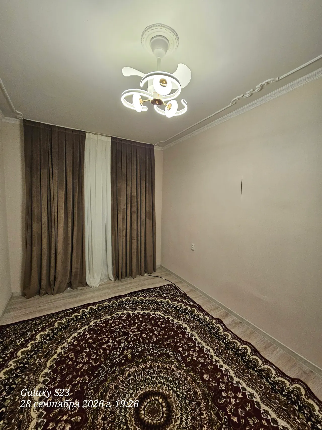 Сдаётся 2-комнатная квартира, 64 м², 4/9 этаж — Алмазарский район