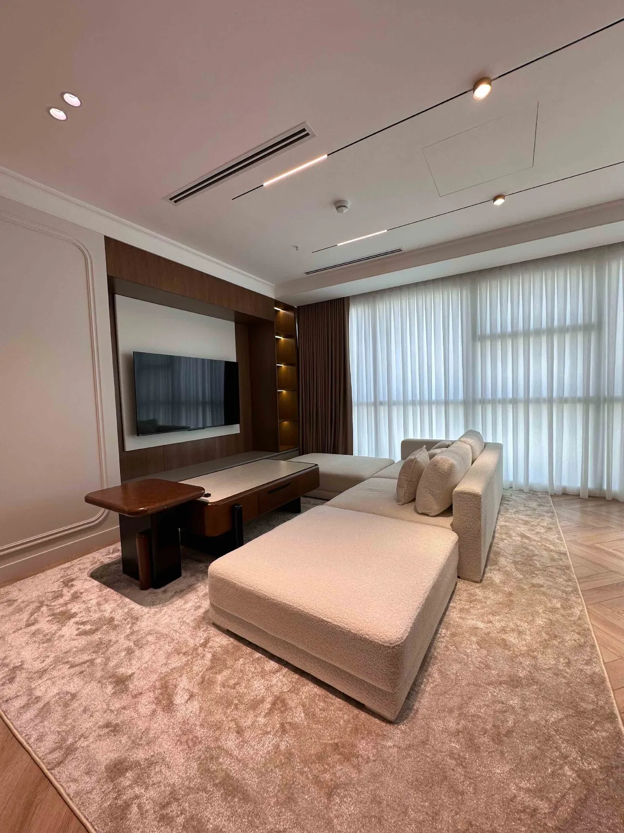 Ижарага берилади 2 хонали квартира, 57 м², 30/48 қават — Яккасарой тумани