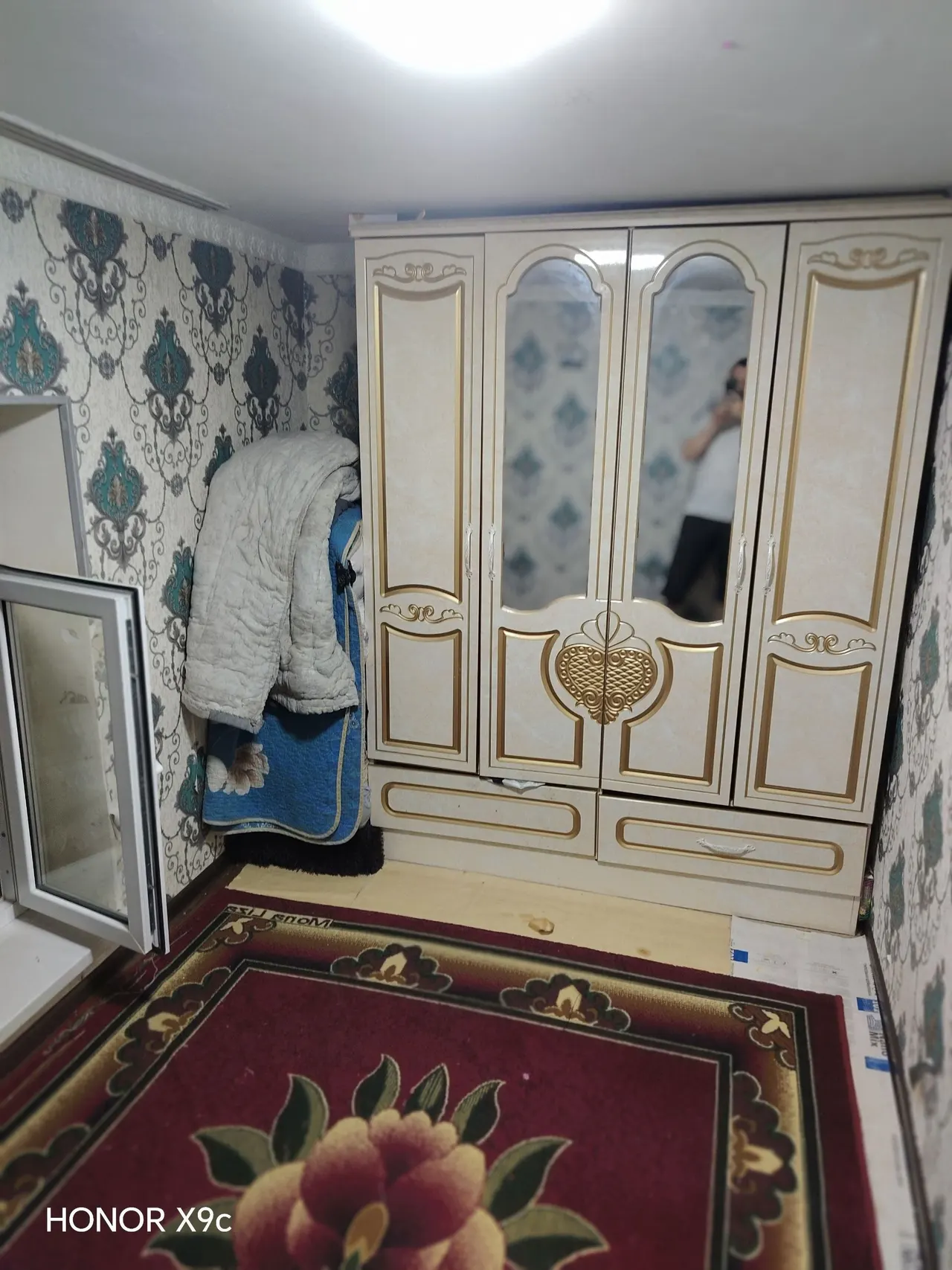 Продаётся 1-комнатная квартира, 42 м², 8/9 этаж — Юнусабадский район