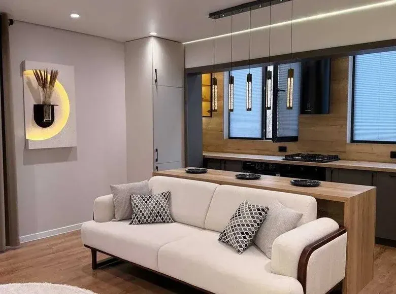 Продаётся 3-комнатная квартира, 65 м², 3/4 этаж — Мирабадский район