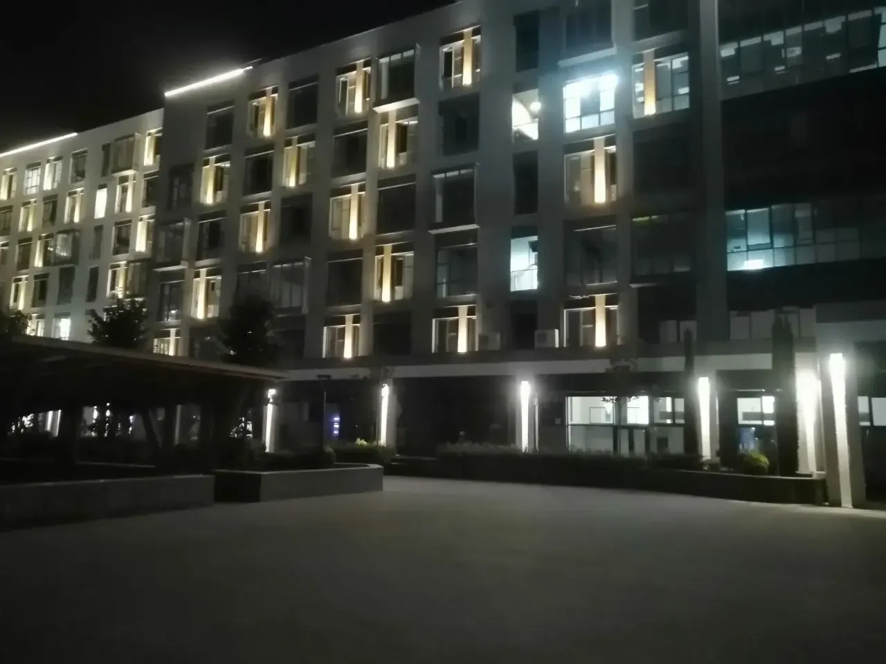 Ijaraga beriladi tijorat binosi, 200 m², 2/2 qavat — Yashnobod tumani