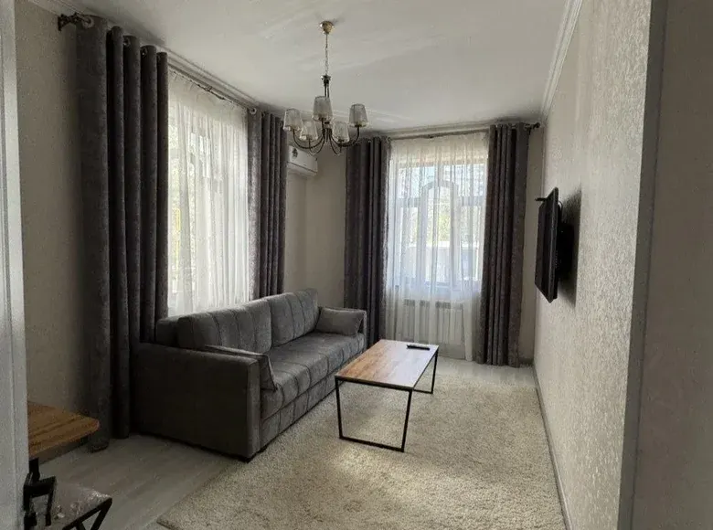 Ижарага берилади 2 хонали квартира, 50 м², 1/4 қават — Миробод тумани