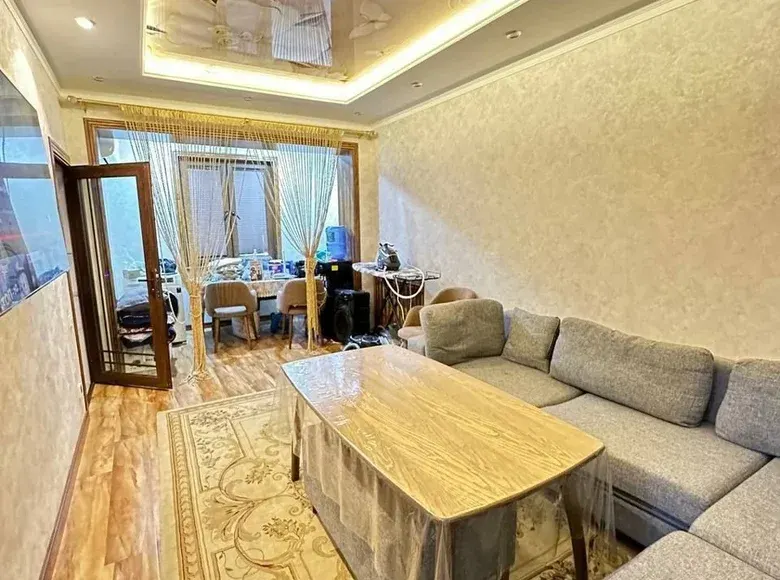 Sotiladi 2 xonali kvartira, 50 m², 1/4 qavat — Chilonzor tumani
