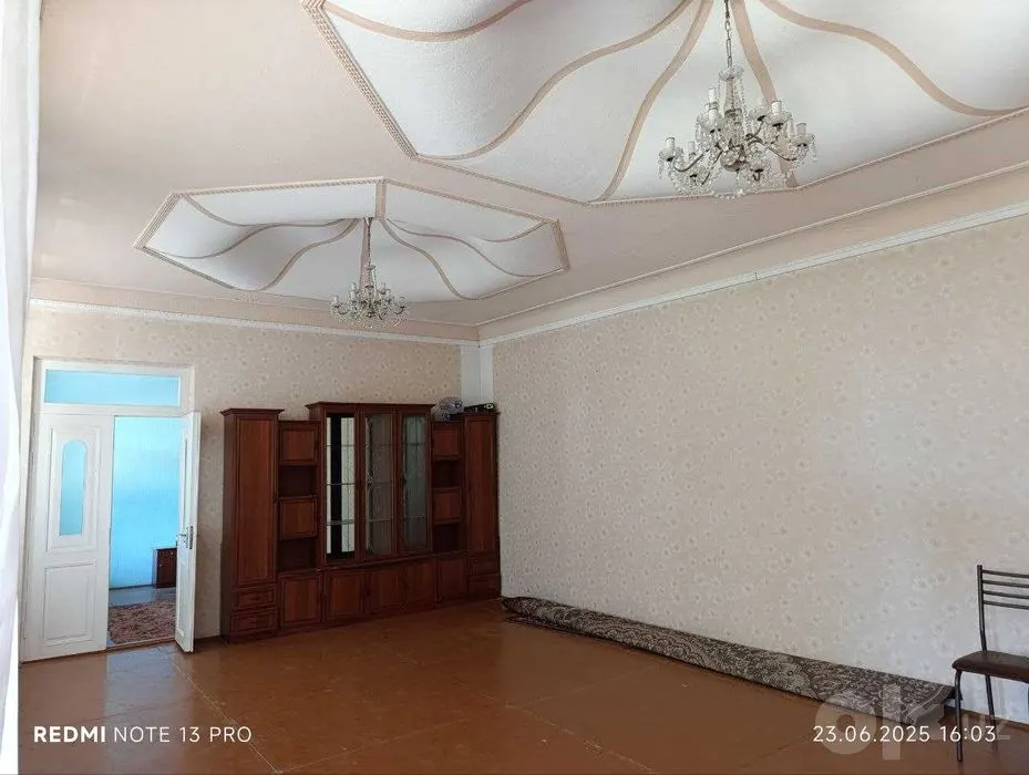 Ijaraga beriladi 16 xonali hovli uy, 12 sotix, 1200 m², 2 qavatli — Uchtepa tumani