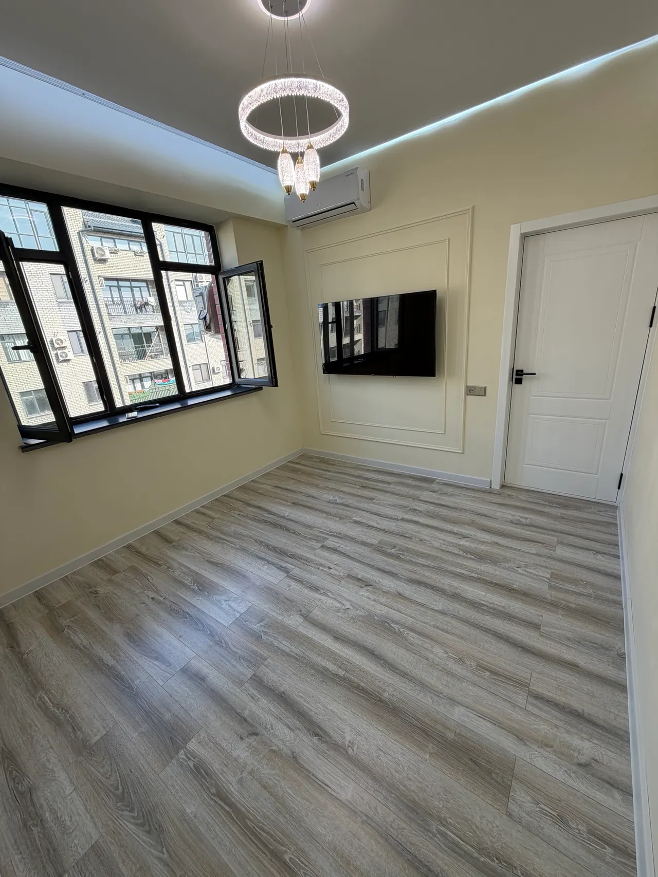 Сотилади 2 хонали квартира, 43 м², 4/6 қават — Яшнобод тумани