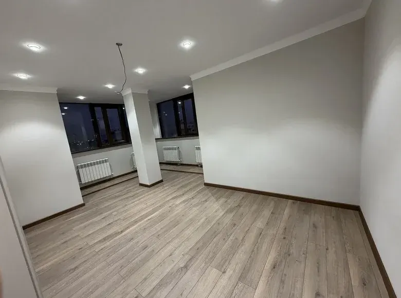 Продаётся 3-комнатная квартира, 102 м², 10/16 этаж — Юнусабадский район