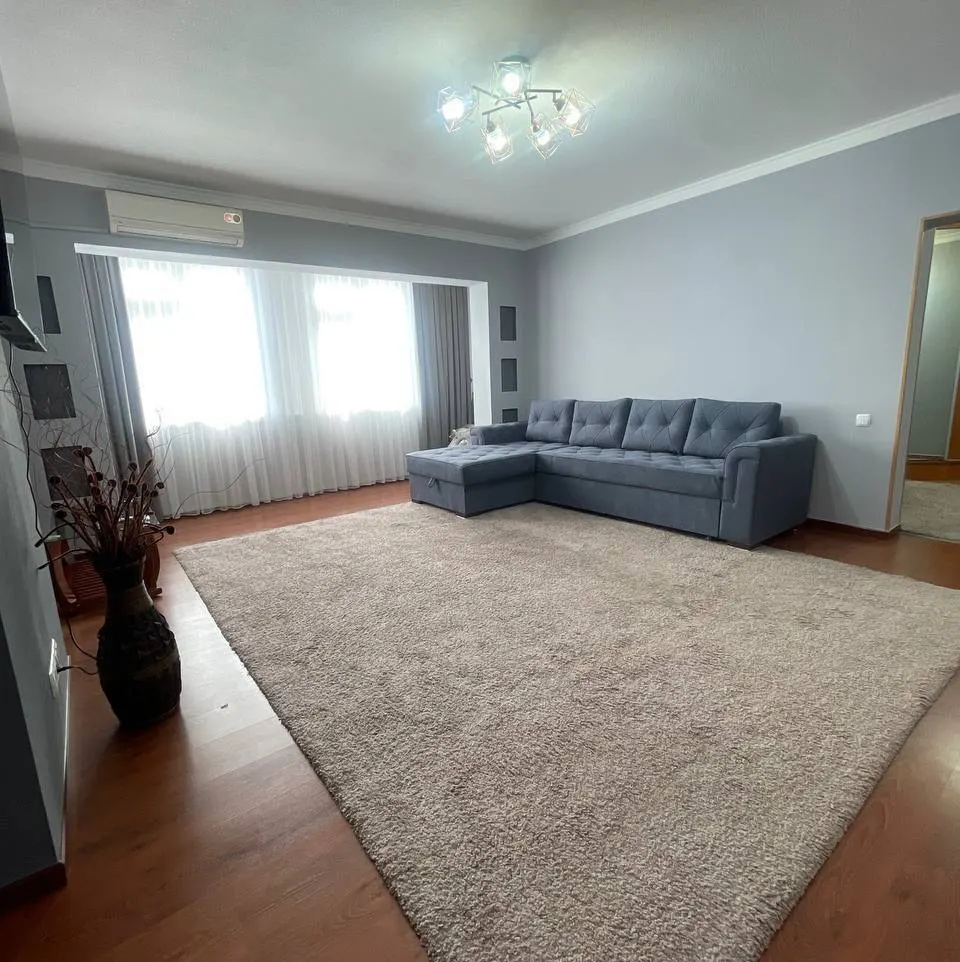 Продаётся 2-комнатная квартира, 58 м², 3/4 этаж — Мирабадский район