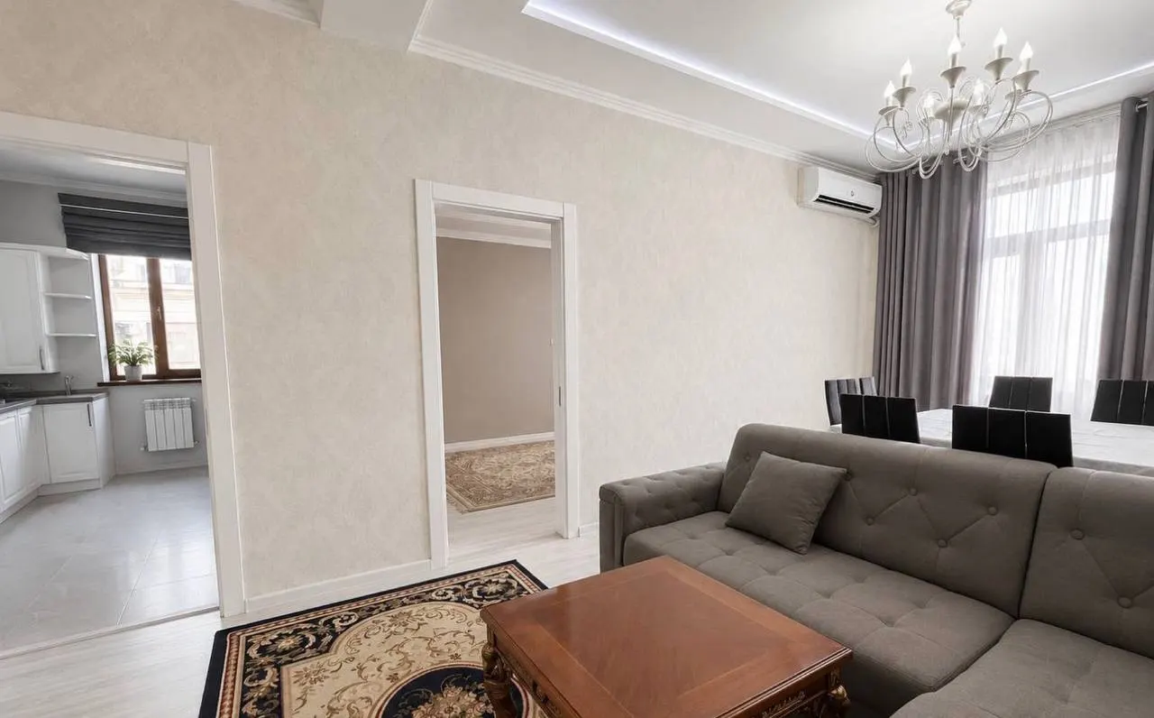 Продаётся 3-комнатная квартира, 74 м², 3/7 этаж — Яшнабадский район