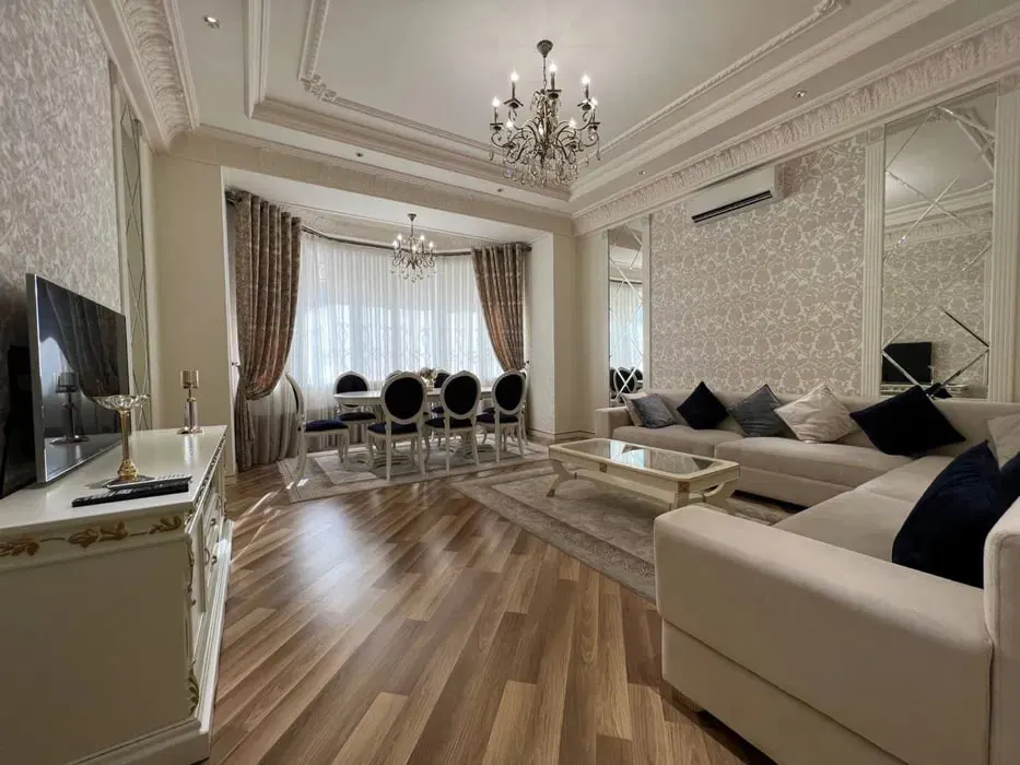 Ижарага берилади 4 хонали квартира, 150 м², 3/8 қават — Яккасарой тумани