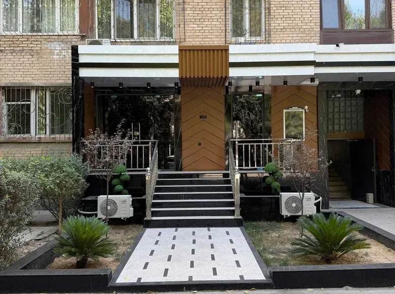 Ijaraga beriladi tijorat binosi, 95 m², 1/4 qavat — Mirzo Ulugʻbek tumani