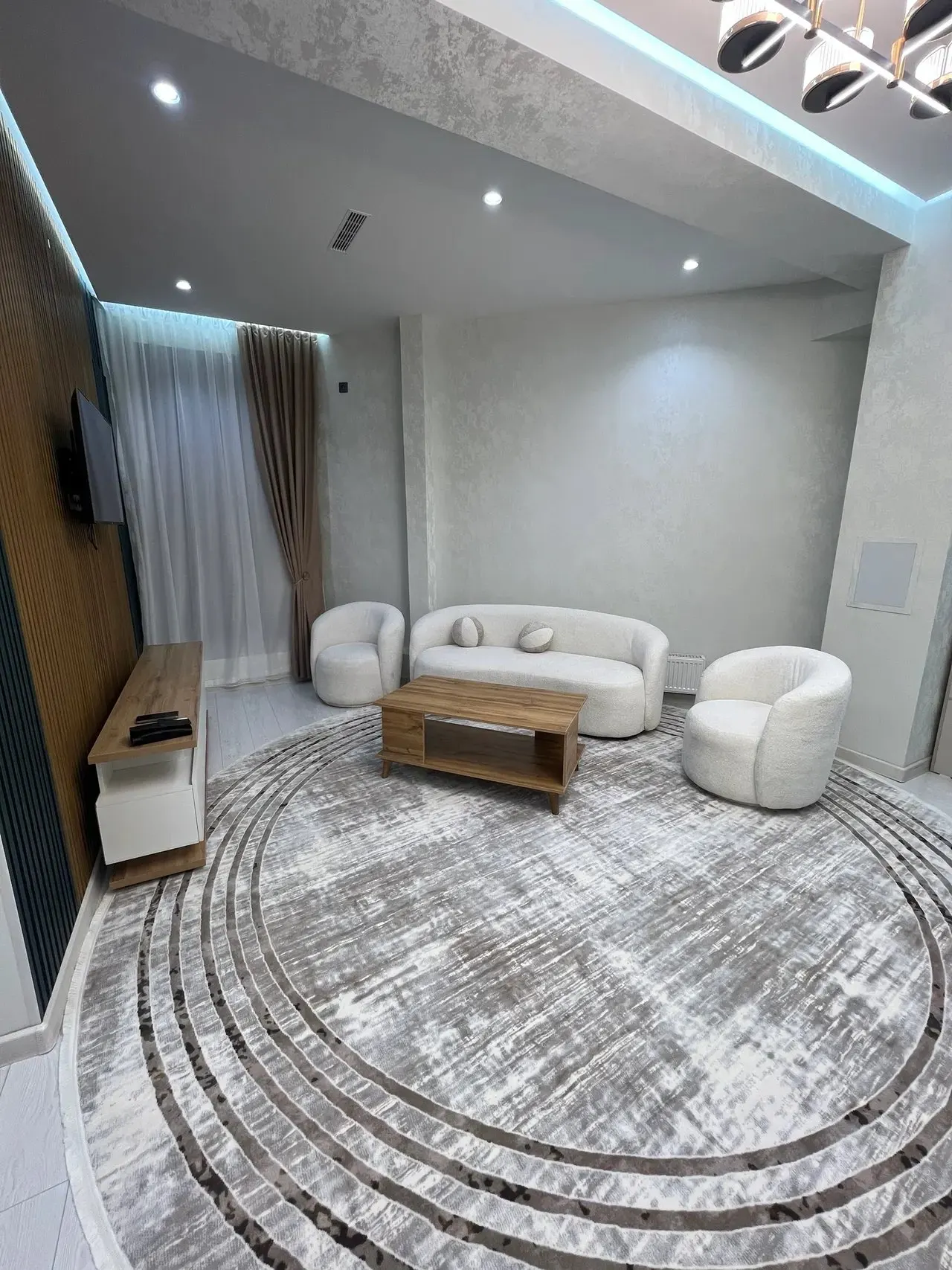 Ijaraga beriladi 2 xonali kvartira, 73 m², 3/10 qavat — Mirzo Ulugʻbek tumani