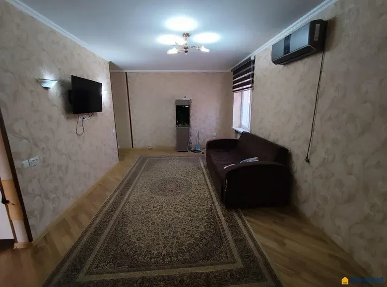 Сотилади 1 хонали квартира, 42 м², 1/5 қават — Мирзо Улуғбек тумани