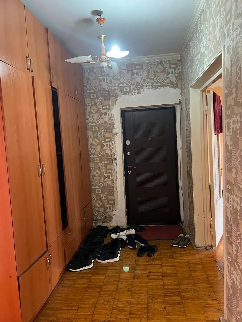 Сотилади 4 хонали квартира, 92 м², 3/5 қават — Юнусобод тумани