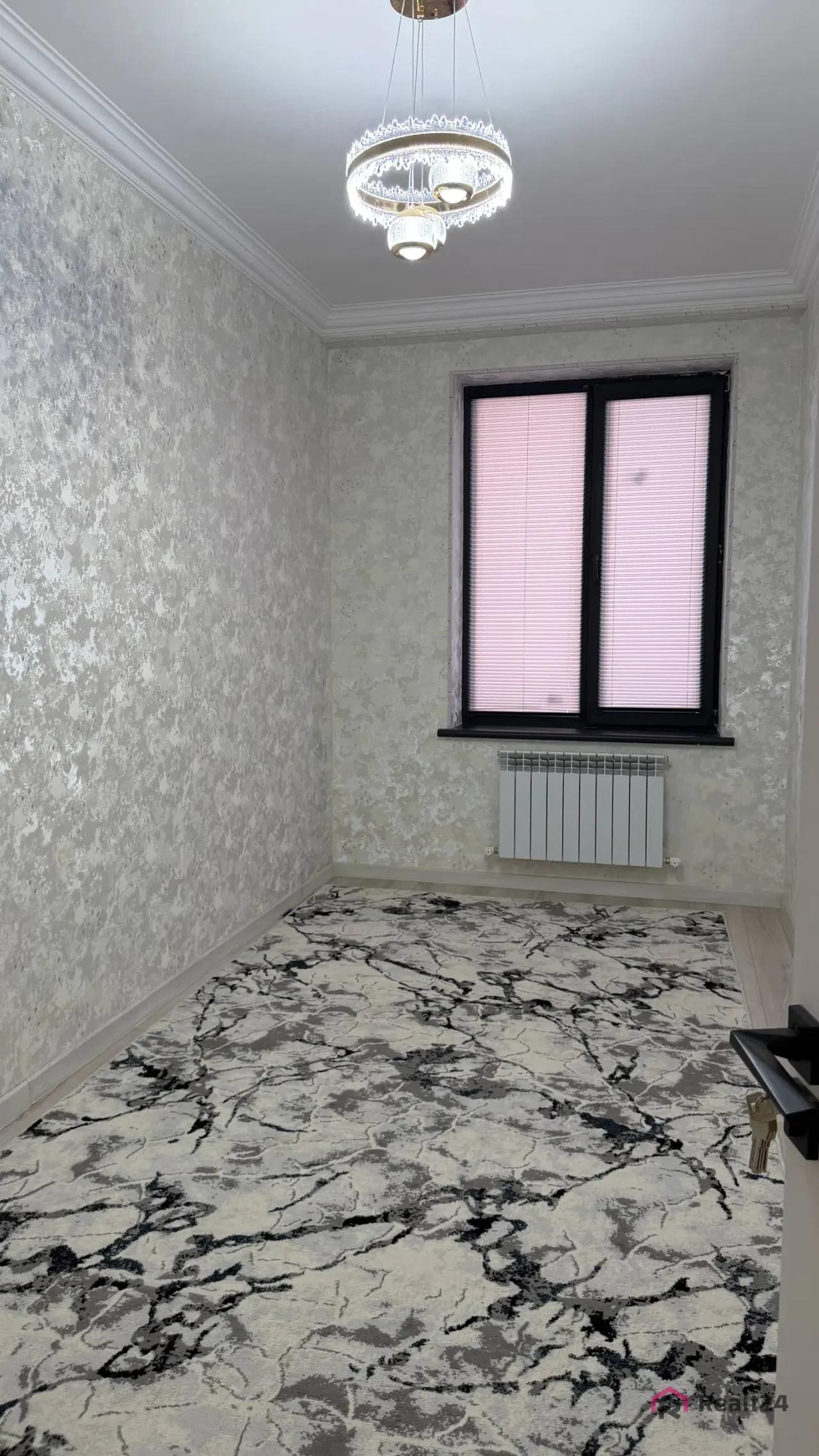 Сдаётся 3-комнатная квартира, 70 м², 1/9 этаж — Янгихаётский район