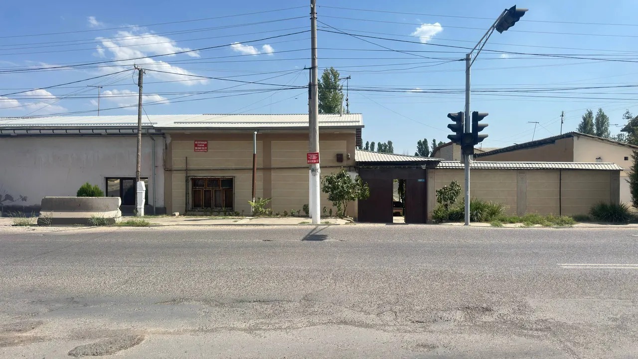 Sotiladi 5 xonali hovli uy, 7.9 sotix — Zangiota tumani