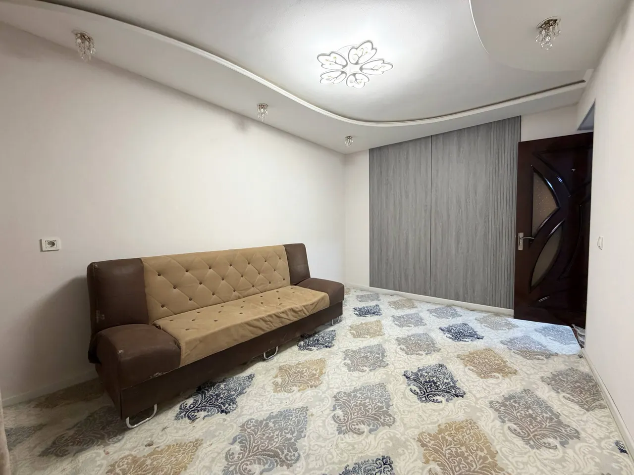 Сотилади 2 хонали квартира, 42 м², 1/5 қават — Чилонзор тумани
