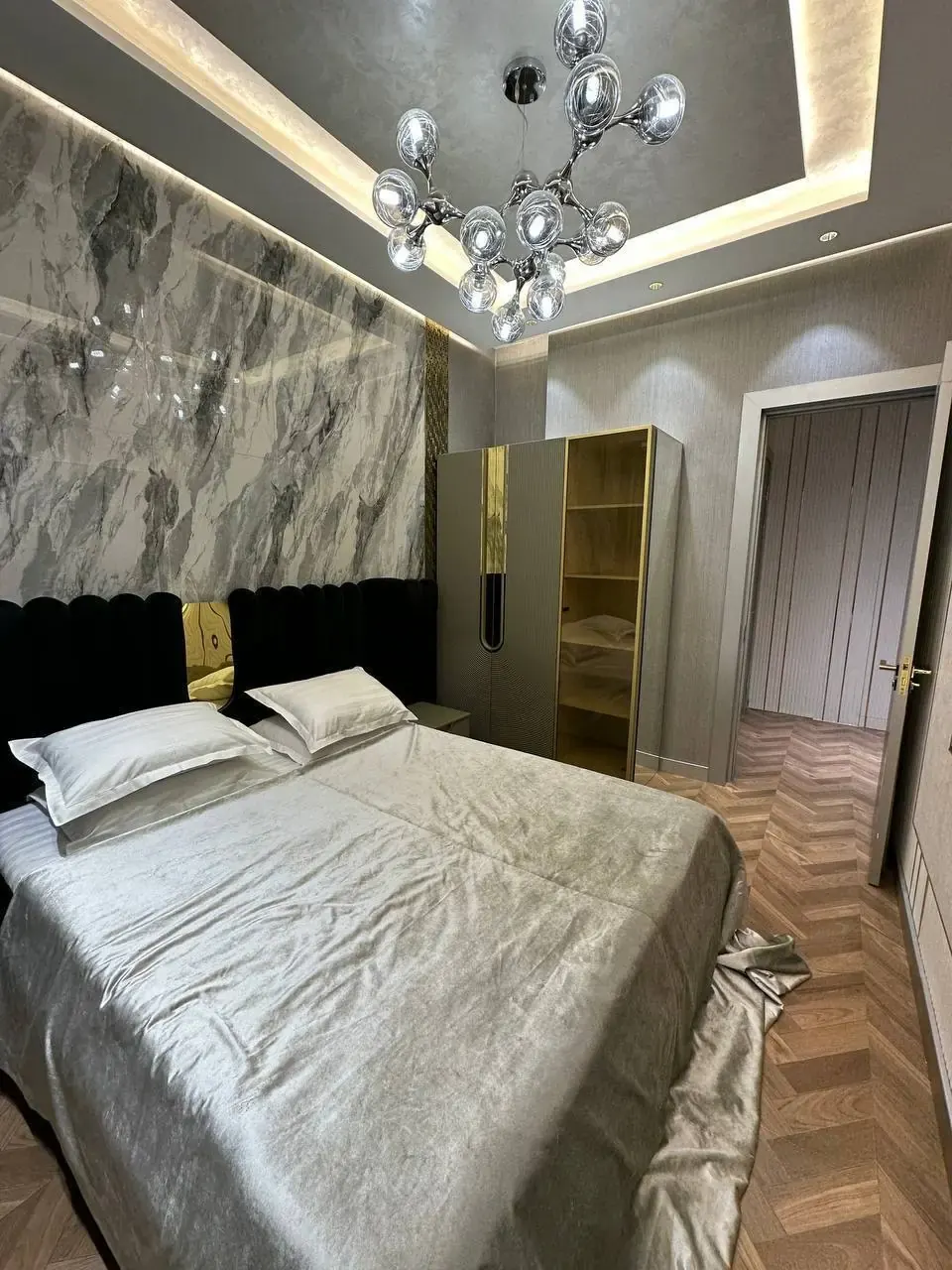 Сдаётся 3-комнатная квартира, 80 м², 3/5 этаж — Шайхантахурский район