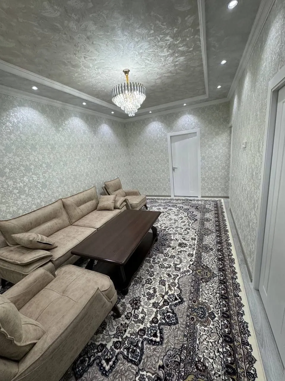 Продаётся 2-комнатная квартира, 50 м², 2/4 этаж — Мирзо-Улугбекский район