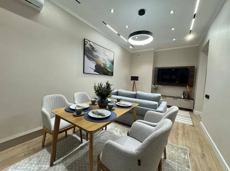 Сотилади 3 хонали квартира, 57 м², 13/16 қават — Мирзо Улуғбек тумани