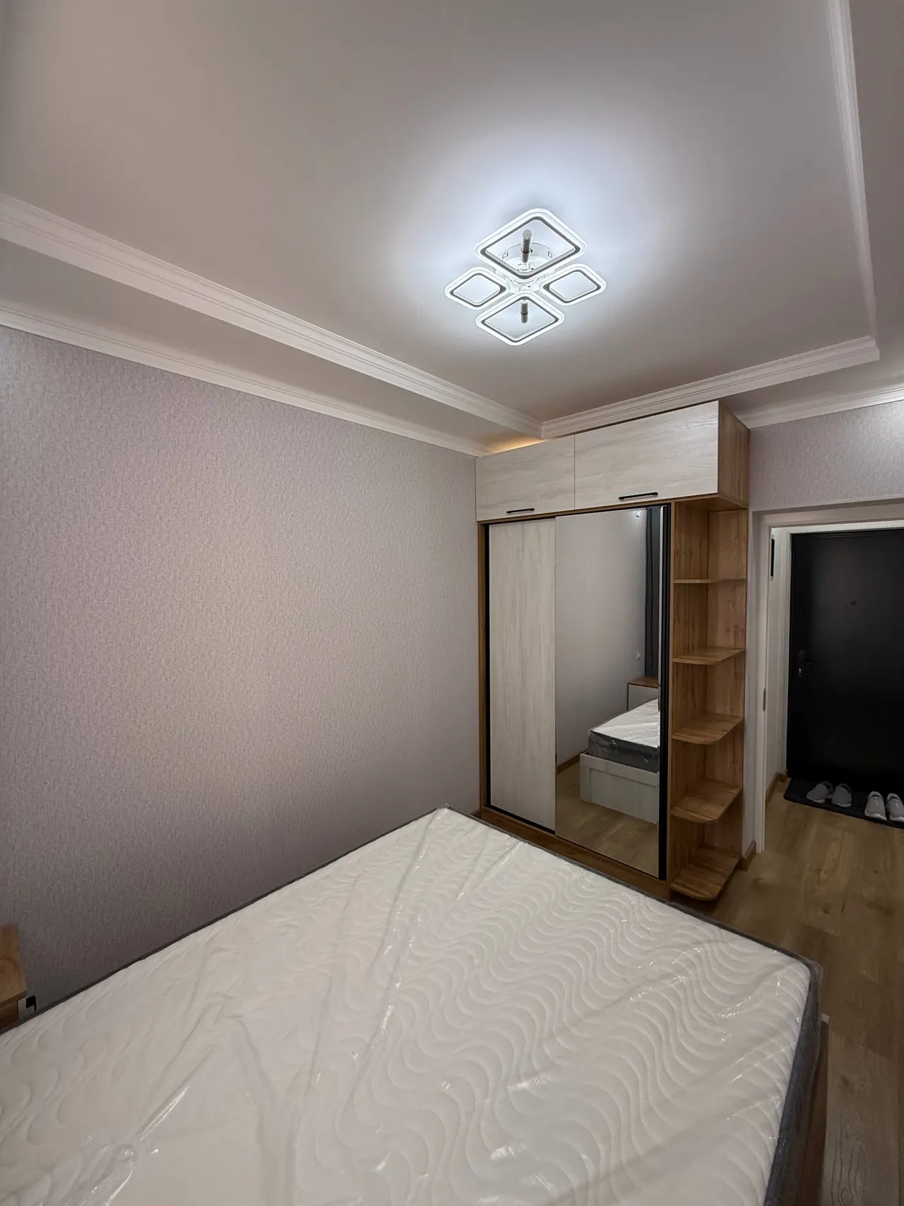 Ижарага берилади 2 хонали квартира, 60 м², 4/4 қават — Яккасарой тумани