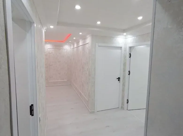 Сотилади 3 хонали квартира, 65 м², 4/5 қават — Миробод тумани
