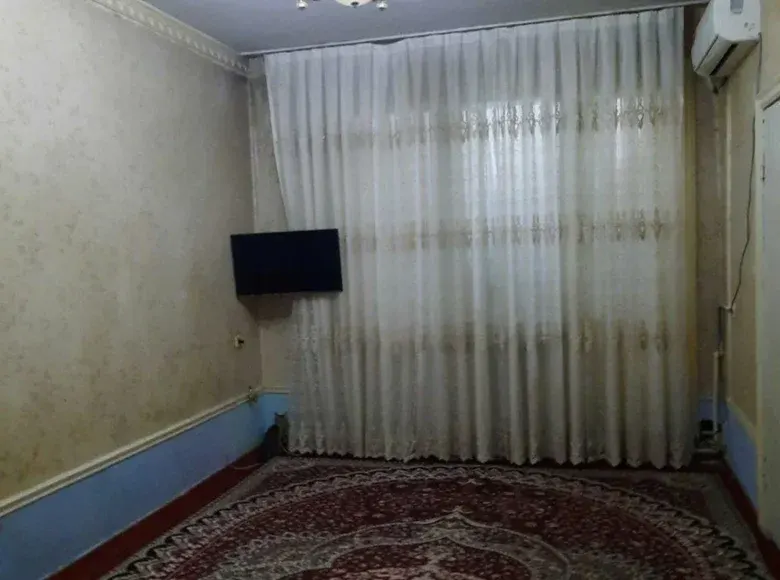 Продаётся 1-комнатная квартира, 33 м², 1/4 этаж — Чиланзарский район