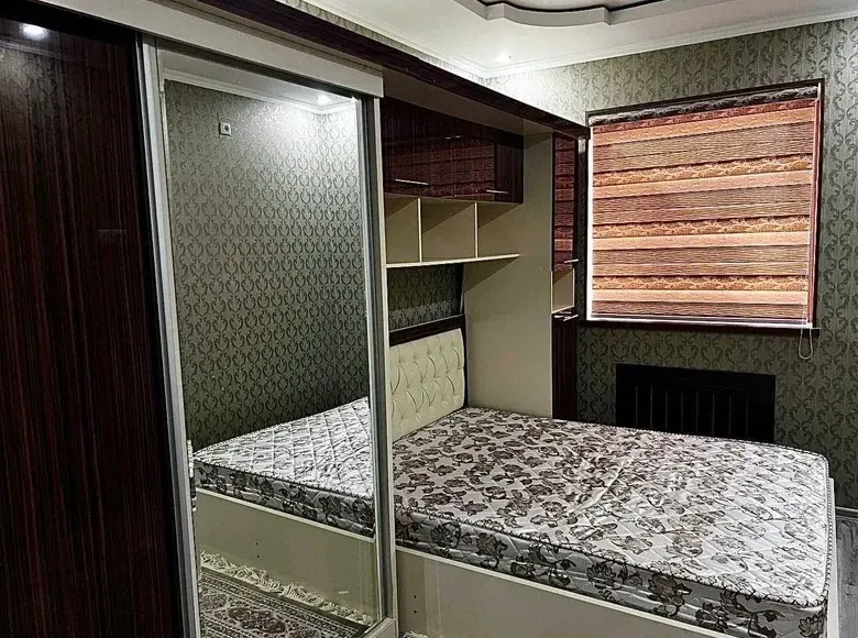 Сдаётся 1-комнатная квартира, 43 м², 2/4 этаж — Шайхантахурский район